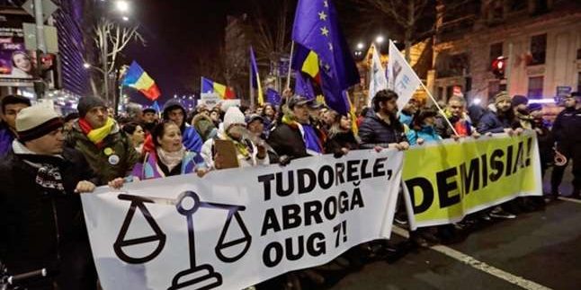 miting-protiv-ministra-iustitii- rumynii