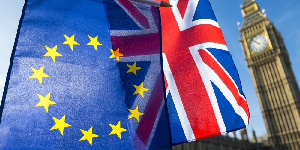 s-2021-studenty-es-budut-platit-bolshe-za-obuchenie-v-uk-SERJMIN