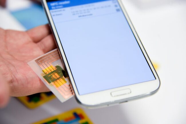 es-hochet-dostich-20-mirovogo-proizvodstva-chipov-k-2030-godu-SERJMIN