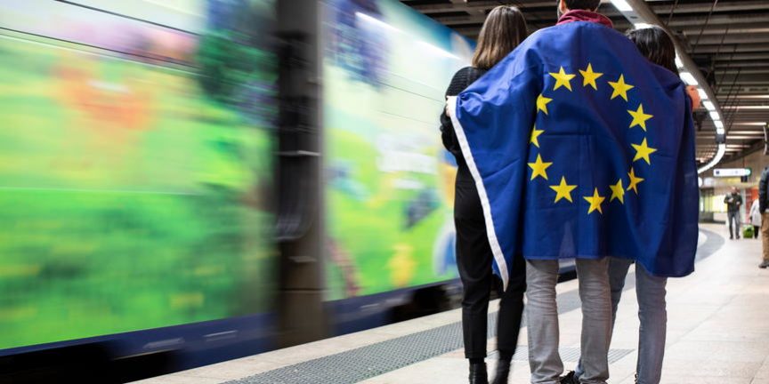 erasmus-programme-obuchenija-molodezhi-es-ispolnjaetsja-35-let-SERJMIN