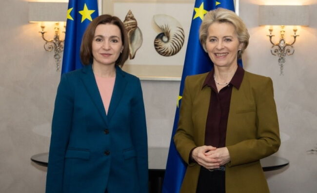 majja-sandu-i-ursula-fon-der-ljajen-vstretilis-v-mjunhene-SERJMIN